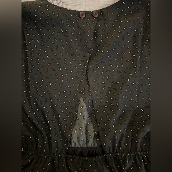 BCBGeneration Gray with multi color specs, cut out back design - Picture 5 of 10